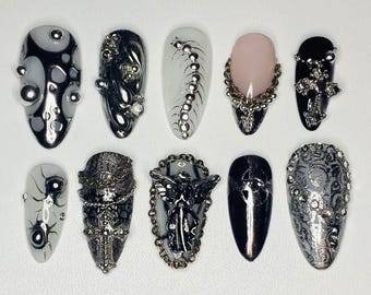Gothic Bug Press-on Nägel, Punk Art, handgemachte individuelle falsche Nägel