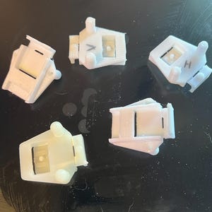 Mastercraft an Elkay Kitchen Drawer Rail Clips- 8 Pieces