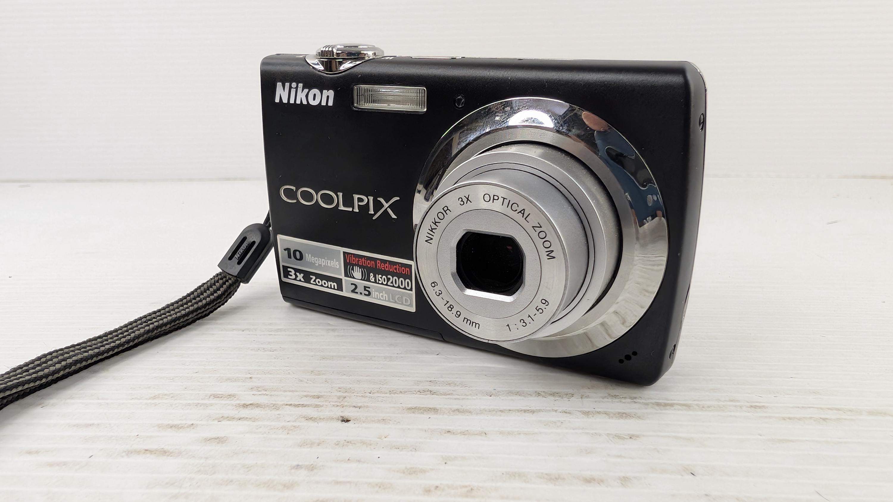 Nikon Coolpix S220 - Etsy