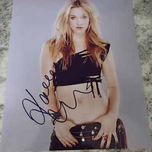 ケイリー・クオコ直筆サイン入り写真…フライトアテンダント… 【公式通販】