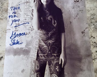 GRACE SLICK     8 x10&quot; (20x25 cm) Autographed  Signed Photo