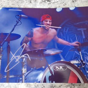 JOSH DUN 8 x 10&quot; (20 x 25 cm) Foto autografada e assinada