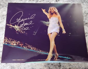 CELINE DION    8 x10" (20x25 cm) Autographed  Signed Photo