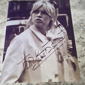 Brigitte Bardot    8 x10" (20x25 cm) Autographed  Signed Photo