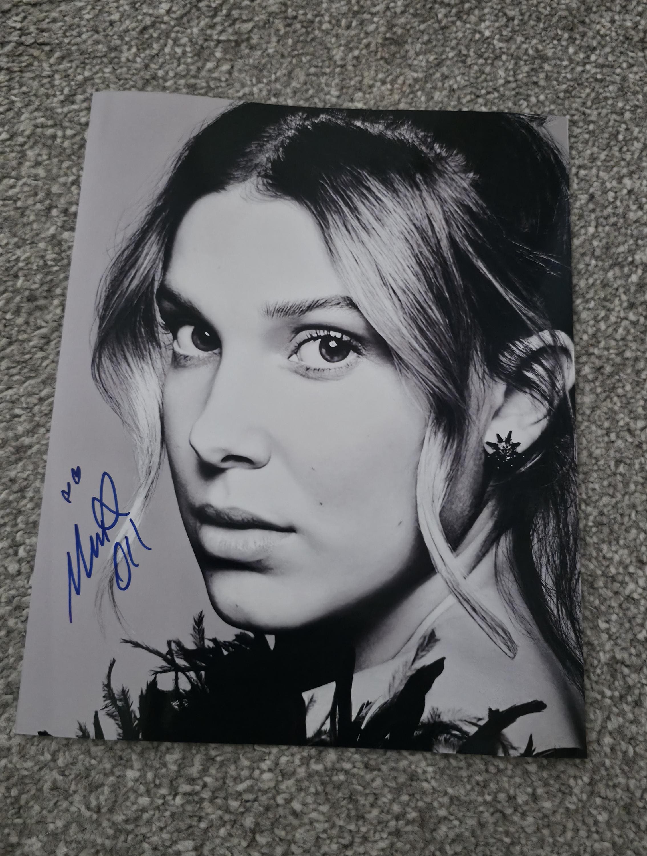 Millie Bobby Brown Autograph - Etsy