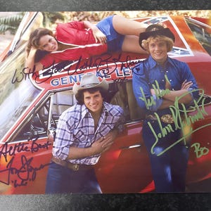 DUKES OF HAZZARD Reparto 8 x 10&quot; (20 x 25 cm) Foto autografiada y firmada