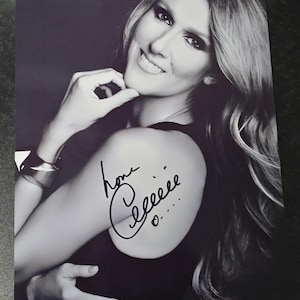 CELINE DION     8 x10" (20x25 cm) Autographed  Signed Photo