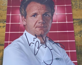 Gordon Ramsay  Hell&#39;s Kitchen      8 x10&quot; (20x25 cm) Autographed  Signed Photo