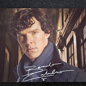 Benedict Cumberbatch    8 x10&quot; (20x25 cm) Autographed  Signed Photo