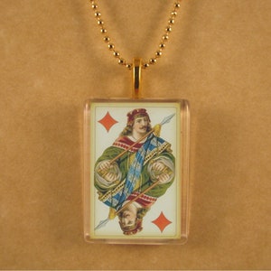 Colgante de naipes, colgante de cristal, joyería de naipes, colgante de naipes, colgante rectangular, carta de rey de diamantes