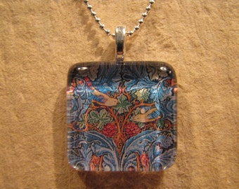 Gift for Mom, William Morris, Acanthus and Vine, Tapestry Pendant, Square Glass Pendant, Acanthus Necklace, Arts and Crafts, Gift for Her