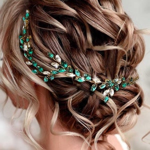 Emerald Bridal Hair Vine with Green Crystals Emerald Green Crystal Headpiece for Wedding Brides Green Hair Vine for Brides