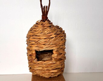 Rustic Bird House Decor Woven Hanging Garden Accent Natural Fiber Cottage Core
