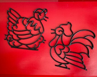 Pair of Vintage Plastic Chicken Kitchen Decor Wall Hanging Hen Rooster MCM Country Shabby Cottage Bird Motif Kitsch Black Outline Pantry