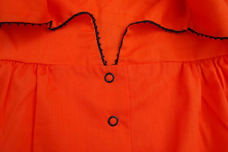 Vintage Bright Orange Smock Dress Tunic Gilead 60s 1960s Cotton Cat Embroidery Collared House Coat Clothing Snap Front Mod Tiger Kitties