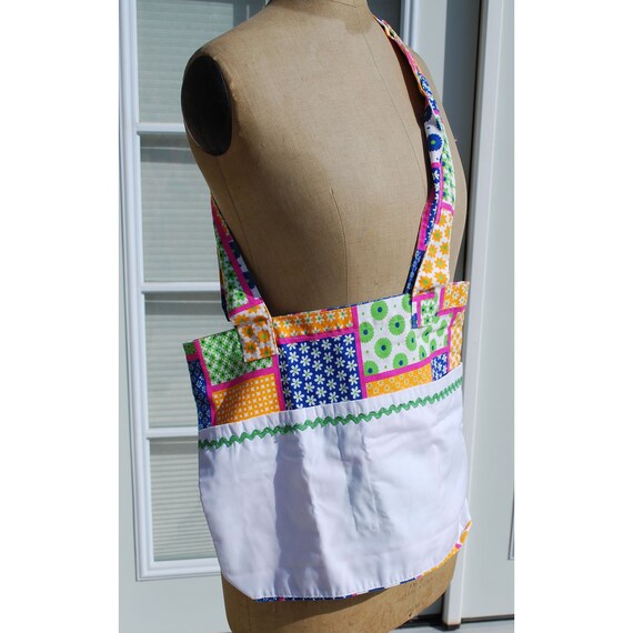 Vintage Tote Bag Flower Power Handmade Floral Rickrack Purse Handbag Crossover Crossbody Accessory Sack Large Pockets Cotton Holly Hobbie