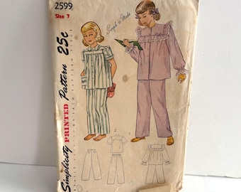 Complete Vintage Sewing Pattern Girls Pajamas Set PJs Simplicity 2599 1940s Size 7