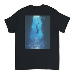 T-shirt Uranus 2324 nera / GL SERIES ITALIA Europa Design ufficiale / Merch ufficiale Uranus 2324 / FreenBecky / Becky Armstrong
