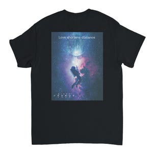 T-shirt Uranus 2324 nera / GL SERIES ITALIA Europa Design ufficiale / Merch ufficiale Uranus 2324 / FreenBecky / Freen Sarocha