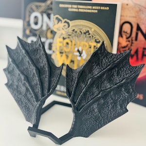 Porte-livre/Kindle Ailes de dragon : décor fantastique inspiré de la quatrième aile