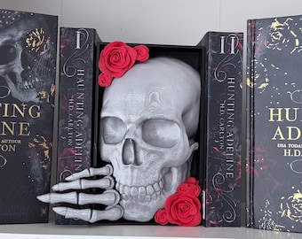 Skull & Roses Book Nook: 3D Printed Gothic Bookshelf Decor