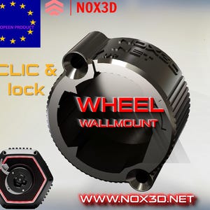 以下が含まれることがあります： 赤いアクセントと「CLIC＆lock」と「WHEEL WALLMOUNT」の文字が書かれた黒い3Dプリントのホイールウォールマウント。画像には「NOX3D」と「WWW.NOX3D.NET」の文字も表示されています。