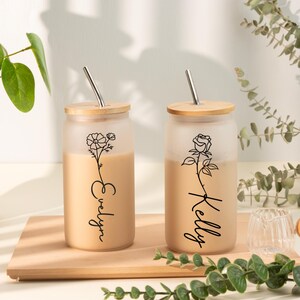 Taza de café con flor de nacimiento personalizada, vaso de vidrio con nombre, regalo para el Día de la Madre, regalos para ella