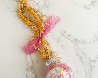 Glam Ornaments, Christmas Ornaments, Glitter Ornaments, Jen Magic Makes, Pretty Ornaments, Ornaments, Tree Ornaments, Glitter Ornaments