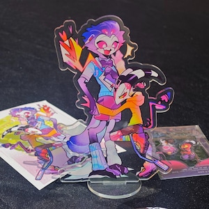 Conjunto de caixa de presente Helluva Boss Stolas x Blitzo – cartão transparente, suporte de acrílico, adesivos e coleção de papel colorido, Hazbin Hotel, presente para fãs de anime