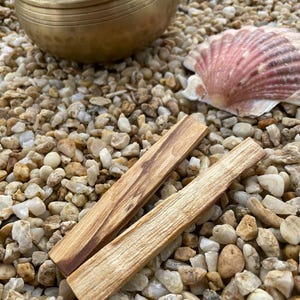 Palo Santo Sticks - Pack of 2