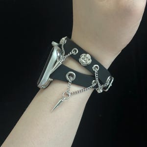 Gothic Apple Watch Band, Punk Spiked Double Wrap Leather iWatch Strap, Y2K Rose Chain Apple Watch Bracelet, Alternative Goth Watch Band
