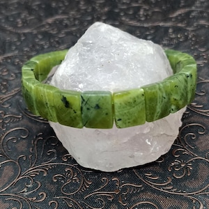 Elegant Square Green Jade Beaded Bracelet for Balance and Harmony, Green Crystal Bracelet, Handmade Jewelry, Gift for Women and Men
