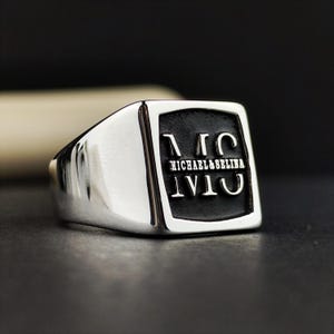 Anillos combinados con nombre y letra, Anillo con nombre inicial, Anillo de oro con nombre, Anillo de oro con nombre, Anillo con nombre personalizado, Anillos de pareja