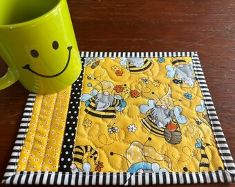 Bumble Bee Gnome Mug Rug Quilted Yellow Black