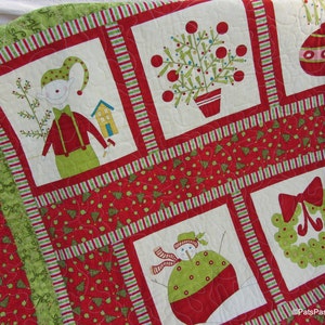 Christmas Elves Quilt, Quilted Christmas Blanket, Christmas Lap Quilt, Christmas Wall Hanging, Quilt with Minky Backing Red White Green image 3