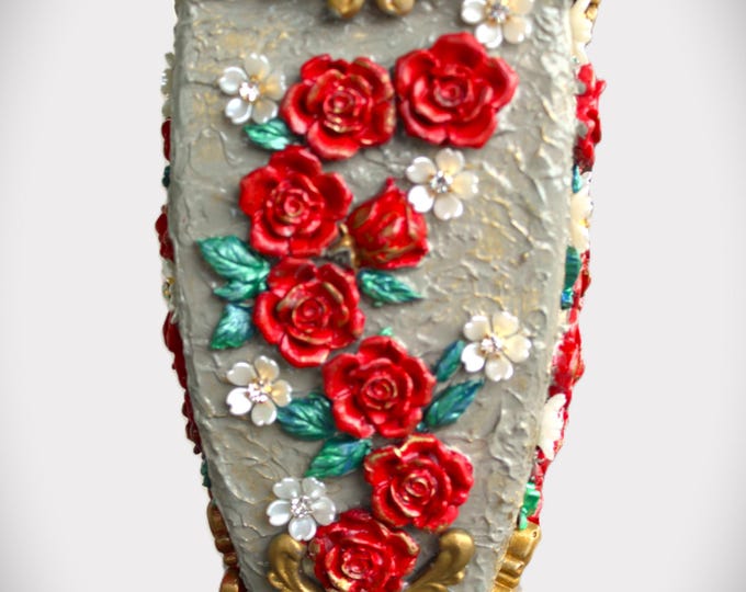 Christmas Decor Old World Style Roses Vase