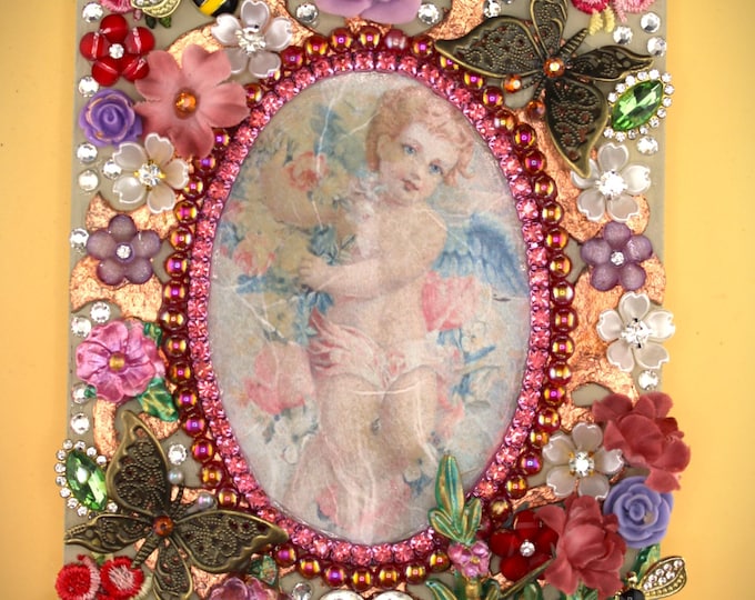 Shabby Chic Cherub Mosaic Art: Rhinestone & Pearl Embellished Decor
