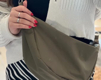 Borsa a tracolla fatta a mano con motivo a gnocchi - materiali riciclati utilizzati
