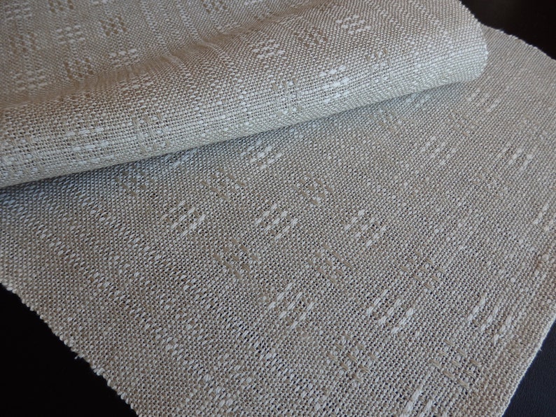 Table Runner Handwoven in Linen Lace image 3