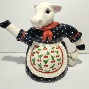 ceramic cow teapot