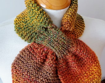 Ascot Keyhole Scarf in Autumn Colors - Women - Teenagers - 1940 Style - Woman Accessories