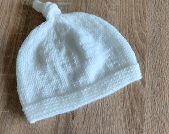 Knitted Baby Hat,In the color White - Newborn -  0-3 months - Newborn Hospital Hat - Unisex - Boy or Girl - Baby gift