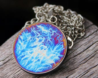 Colgante de titanio anodizado – Joyería colorida hecha a mano, regalo personalizado