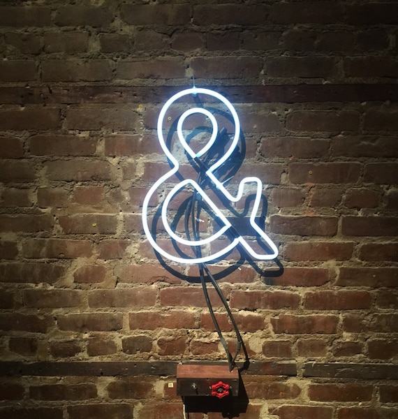 Neon Ampersand - Ready-made Neon