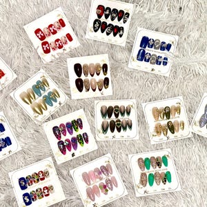 Mysterybox met 3 handgemaakte persnagels | Verfijnde en stijlvolle nagelsets | Inclusief nagelapplicatieset en cadeaus