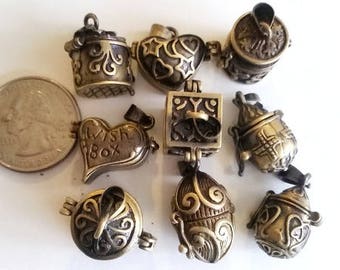 2 stuks gebed vak of medaillon, hanger of charm