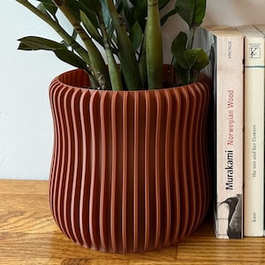 Minimalist Planter Unique Plant Pot 3D Printed Plant Pot Housewarming Gift Eco Friendly Gifts Flower Pot Holder Plant Lover Gift