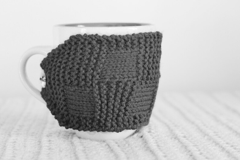 Mug Cosy Cup Warmer Knitted Basket Weave Mug Not Included image 2