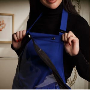 Grembiule impermeabile per salone di bellezza: cotone blu con schermo in PVC staccabile