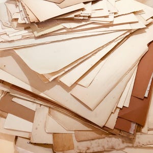 20 blanco vellen papier pagina's uit antieke vintage boeken, ideaal voor tijdschriften, plakboeken, kaarten, uitnodigingen, tekenen, kunst, collages, afdrukken...
